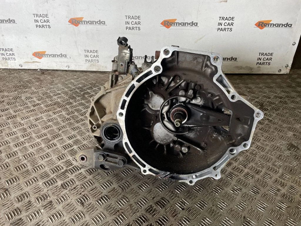 Mechaninė 6 pavarų dėžė