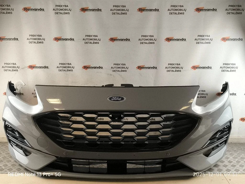 Front bumper LV4B17F003S