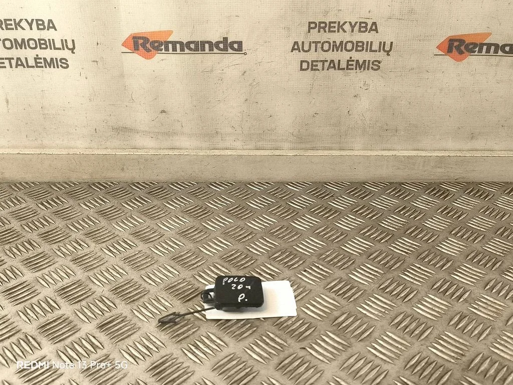 Priekinis tempimo kilpos dangtelis