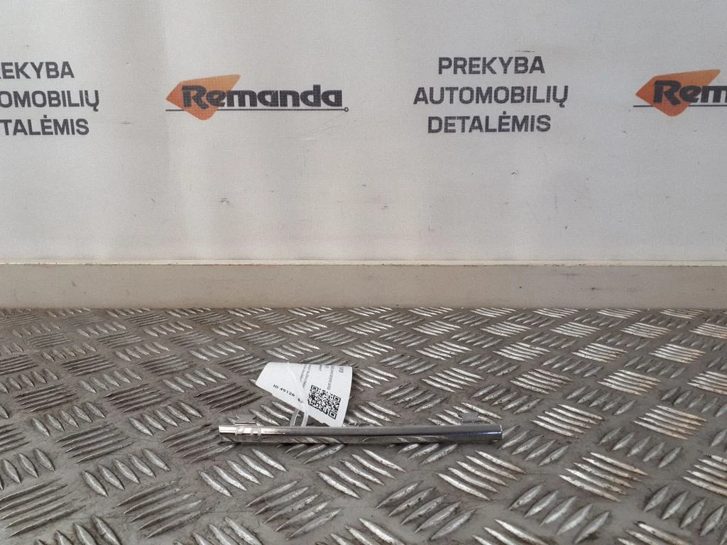 Apdailinė priekinio bamperio juosta