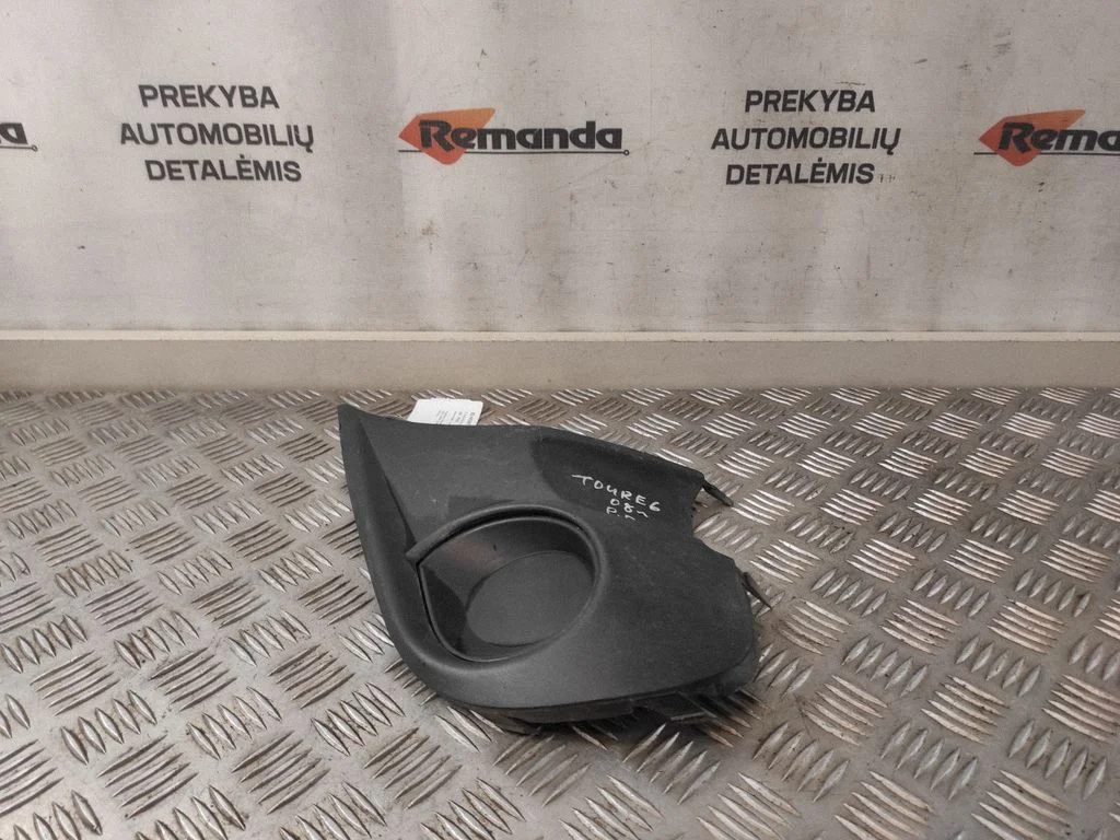 Priešrūkinio žibinto apdaila/ grotelės