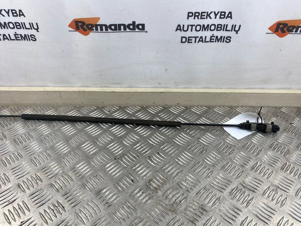 Motora pārsega slēdzenes atvēršanas trose 3C2823535A