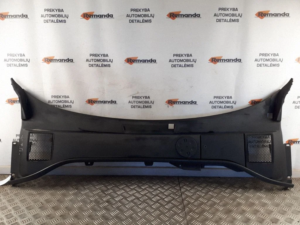 Wiper trim – Volvo V70 (2008-2013)