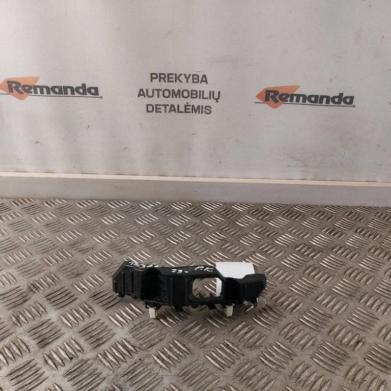 Laikiklis sparno