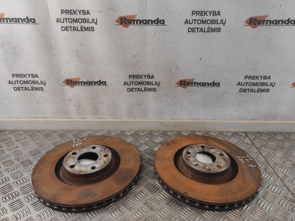 Priekšējais bremžu disks