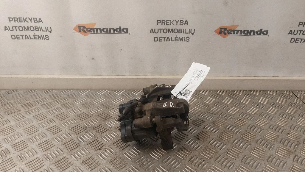 Zacisk hamulcowy tylny 3Q0615406AE