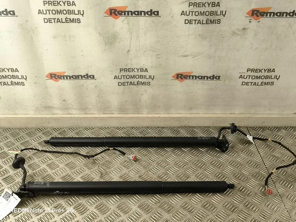 Tailgate/trunk strut/damper LV4BS402A55AF