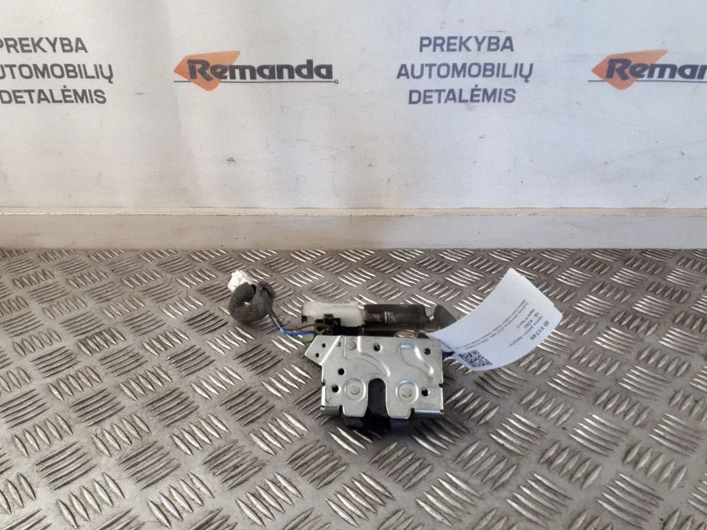Aizmugurējā vāka slēdzene 2X43F43102AE