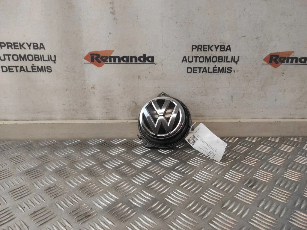 Aizmugurējā vāka atvēršanas rokturītis (ārējais) 5G6827469F