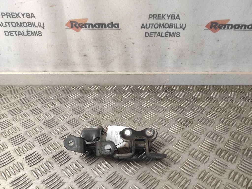 Priekšējo eņģu komplekts ES03