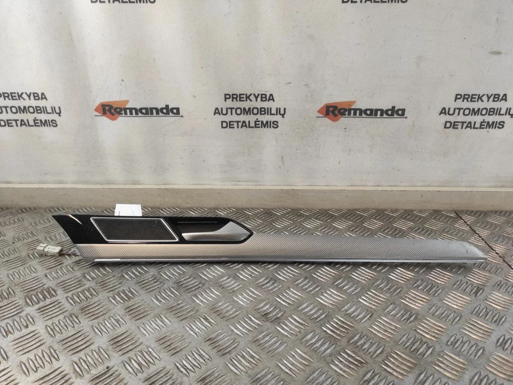 Esiukse sisemine käepide 3G1837114