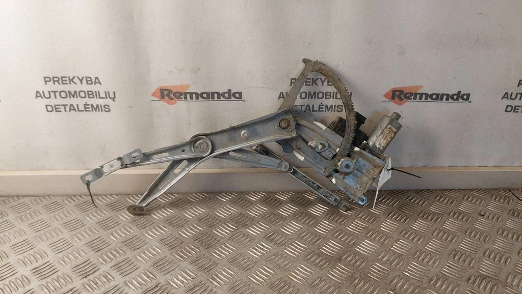 Priekšējā el. loga pacēlāja mehānisma komplekts 998591101