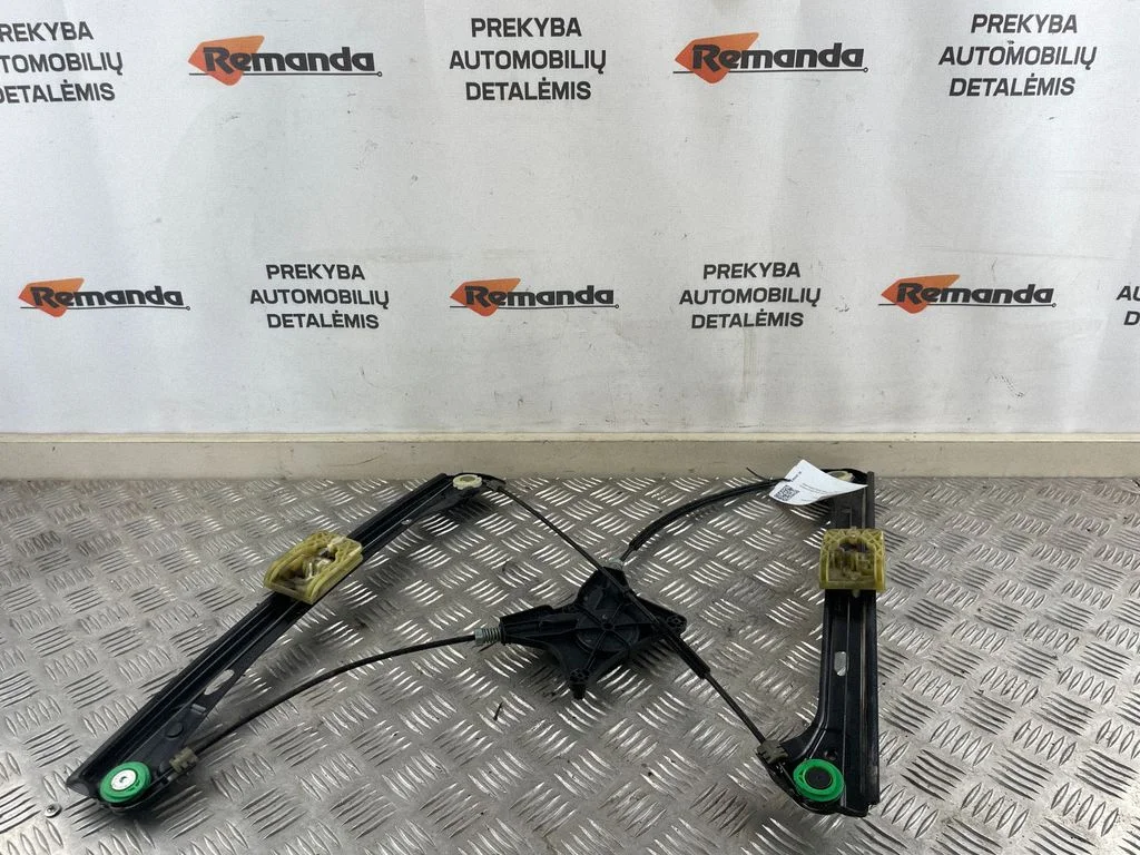 Priekšējā el. loga pacēlāja mehānisms bez motoriņa 3G0837461B