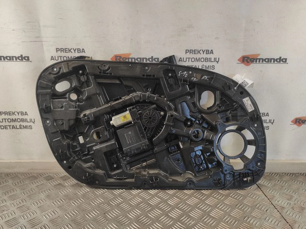 Front door window regulator with motor 31378592