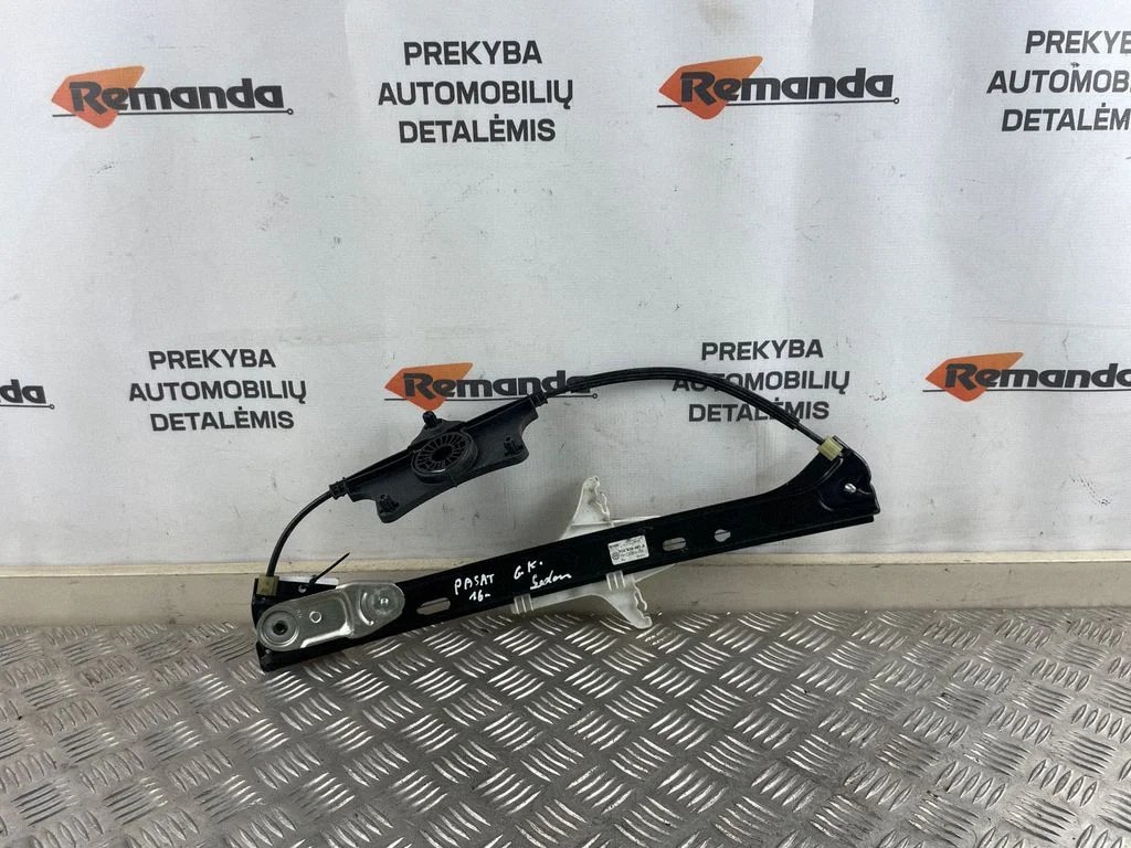 Aizmugurējā el. loga pacēlāja mehānisms bez motoriņa 3G5839461A