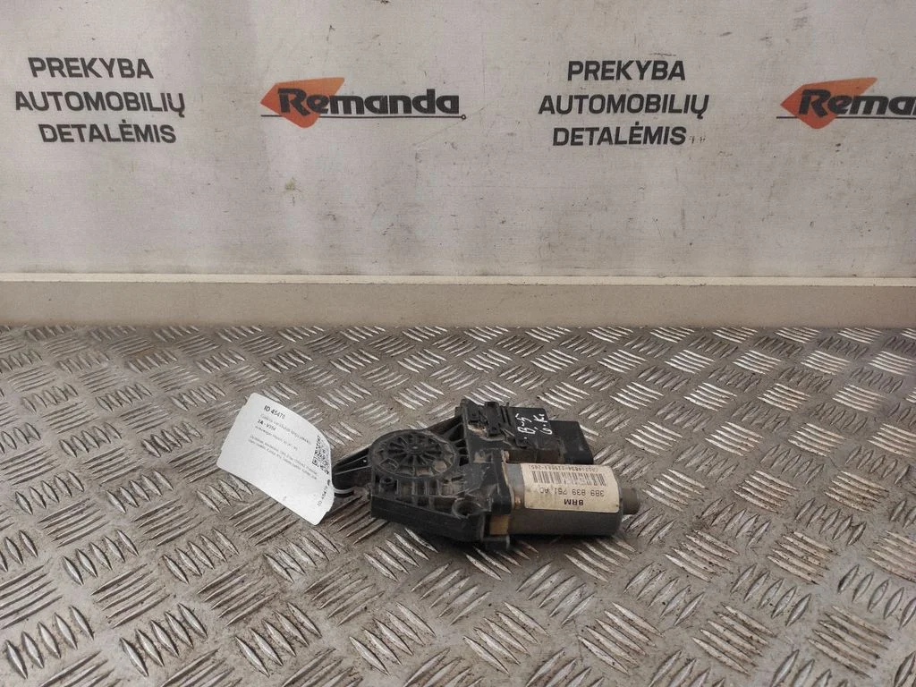 Aizmugurējā loga pacēlāja motoriņš 0130821697