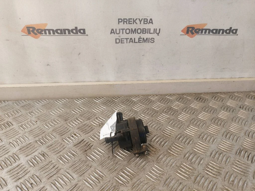 Electric auxiliary coolant/water pump – Renault Trafic III (X82) (2014-)