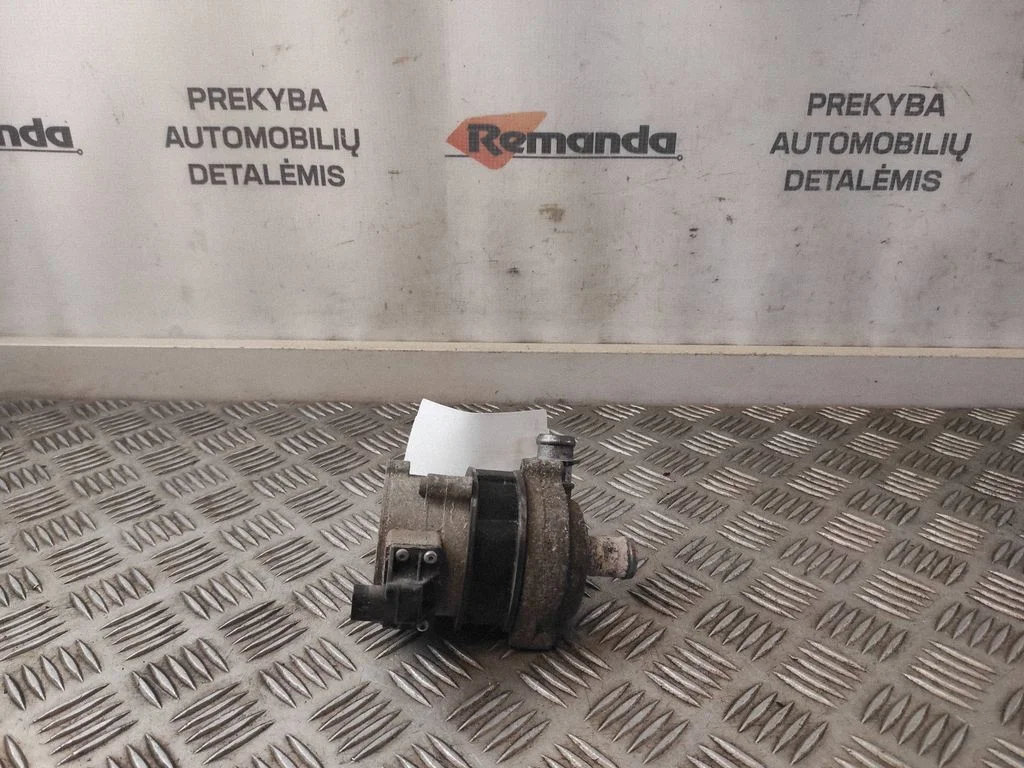 Elektriskais cirkulācijas sūknītis 4H0965667A