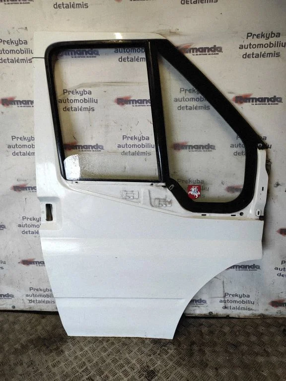 Esiuks (kupee) – eesmine parem