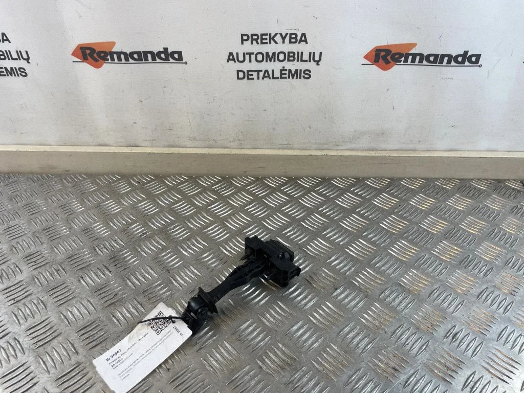 Priekinių durų atvėrimo ribotuvas