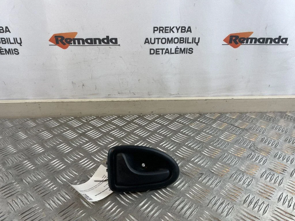 Front door interior handle 8200028994