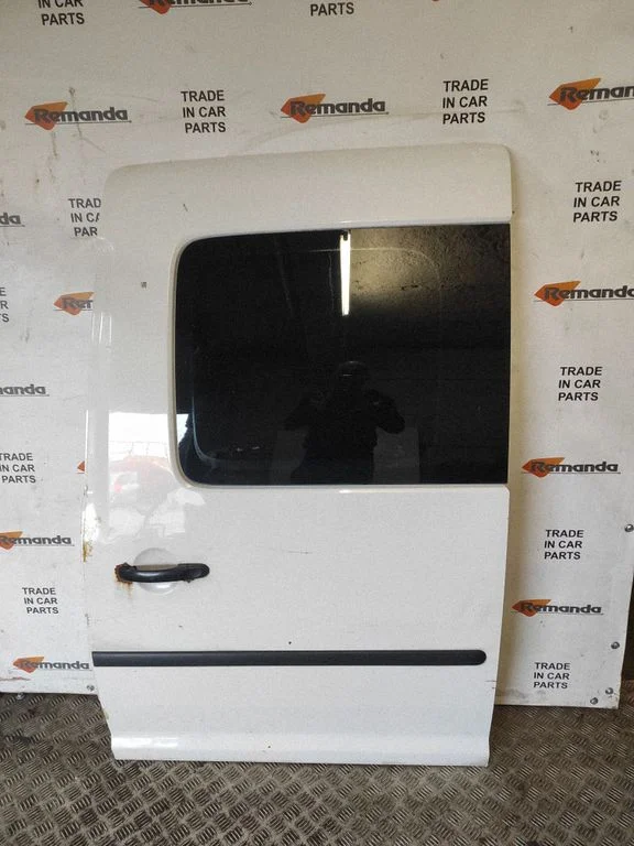Side sliding door – left