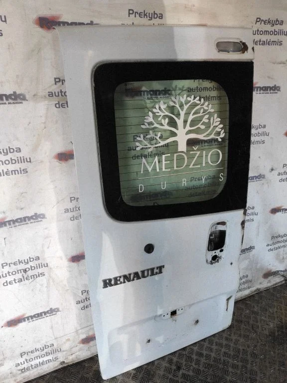Kravas (bagāžnieka) durvis – aizmugurējā kreisā