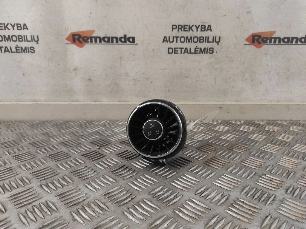 Centrālās gaisa restītes 8S2820952