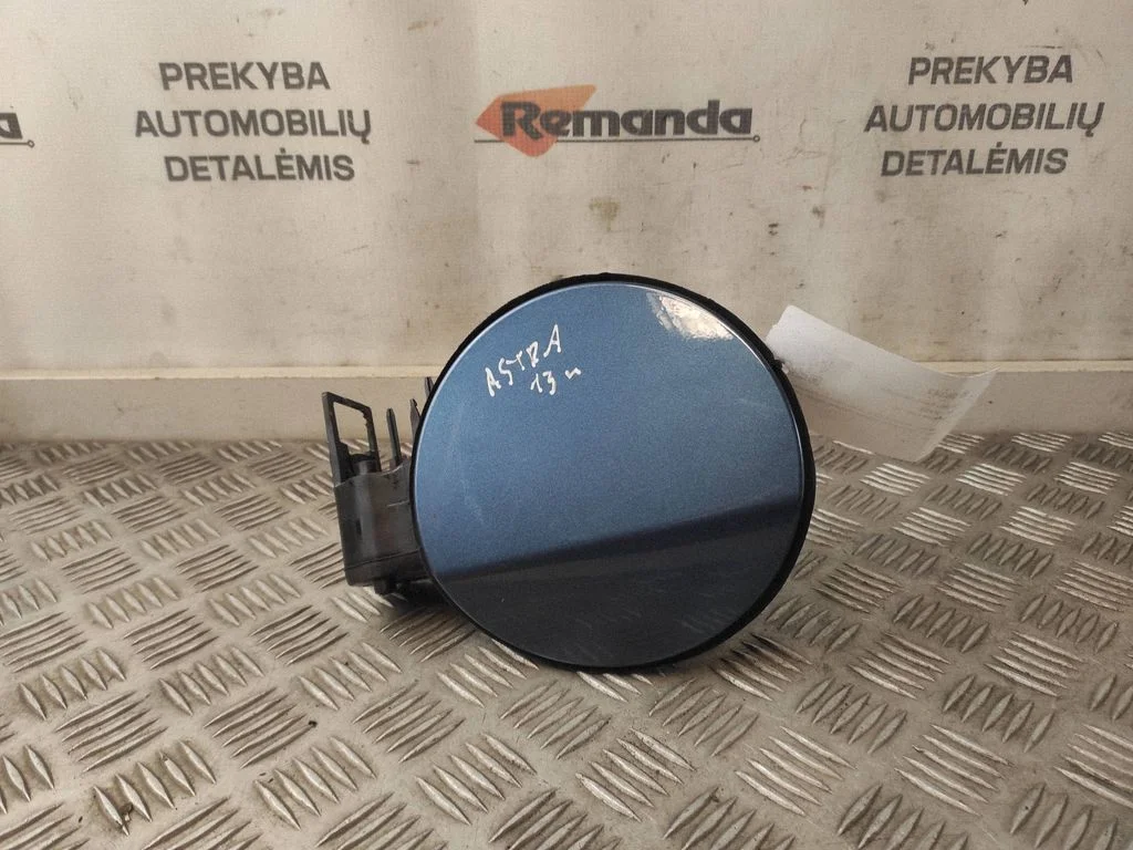 Fuel tank cap – Opel Astra J (2010-2015)