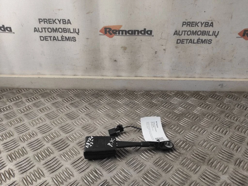 Eesmise turvavöö pannal 13368931