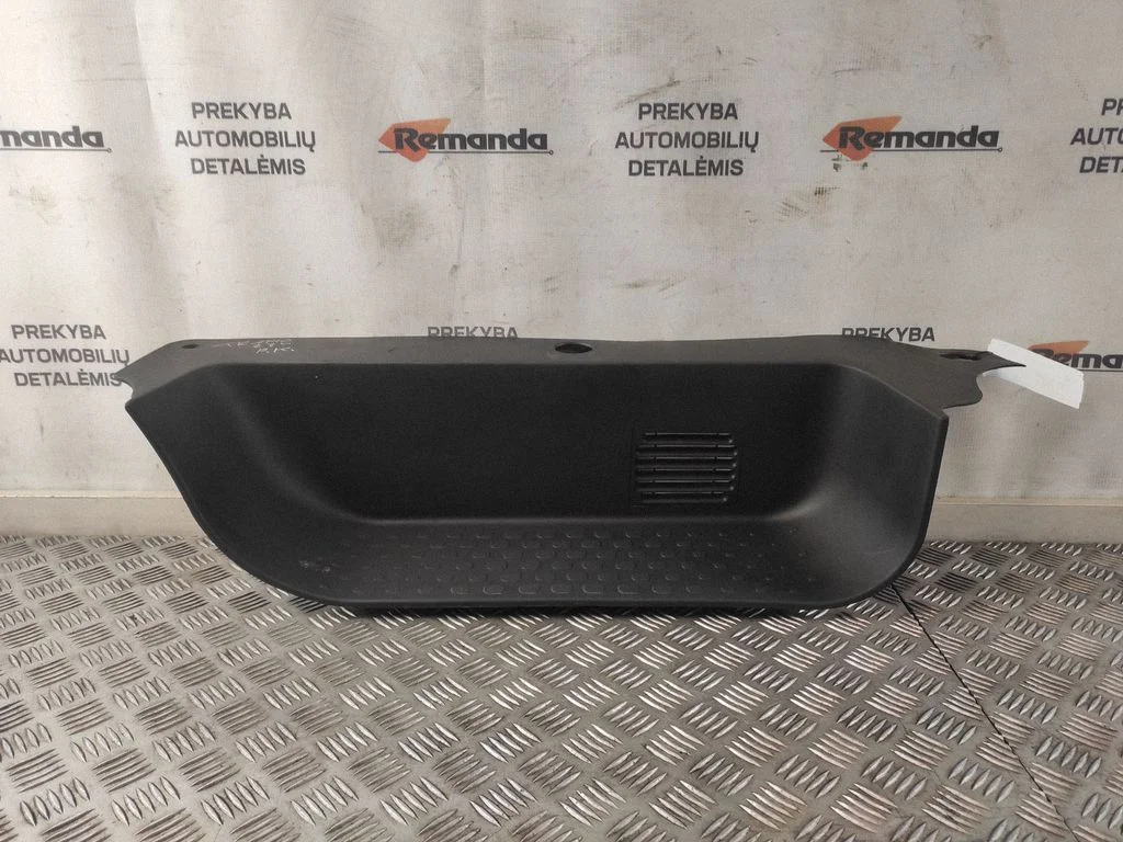 Front sill trim cover 93868844