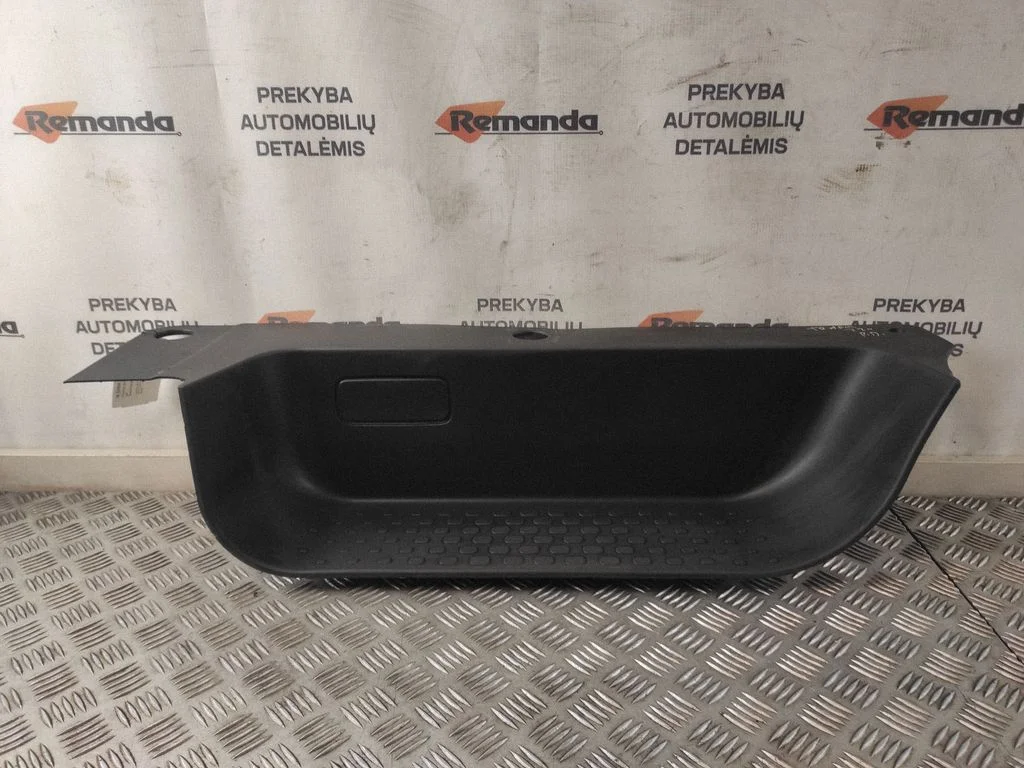 Front sill trim cover 769518239R