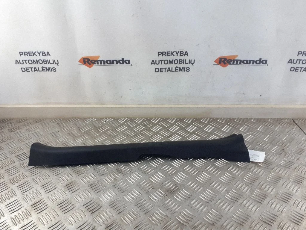 Priekšējā sliekšņa apdare (iekšējā) 6791347070