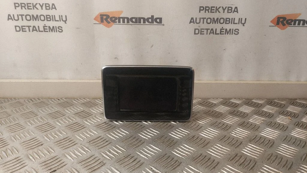 Ekraan / kuvar / väike ekraan A2469013702