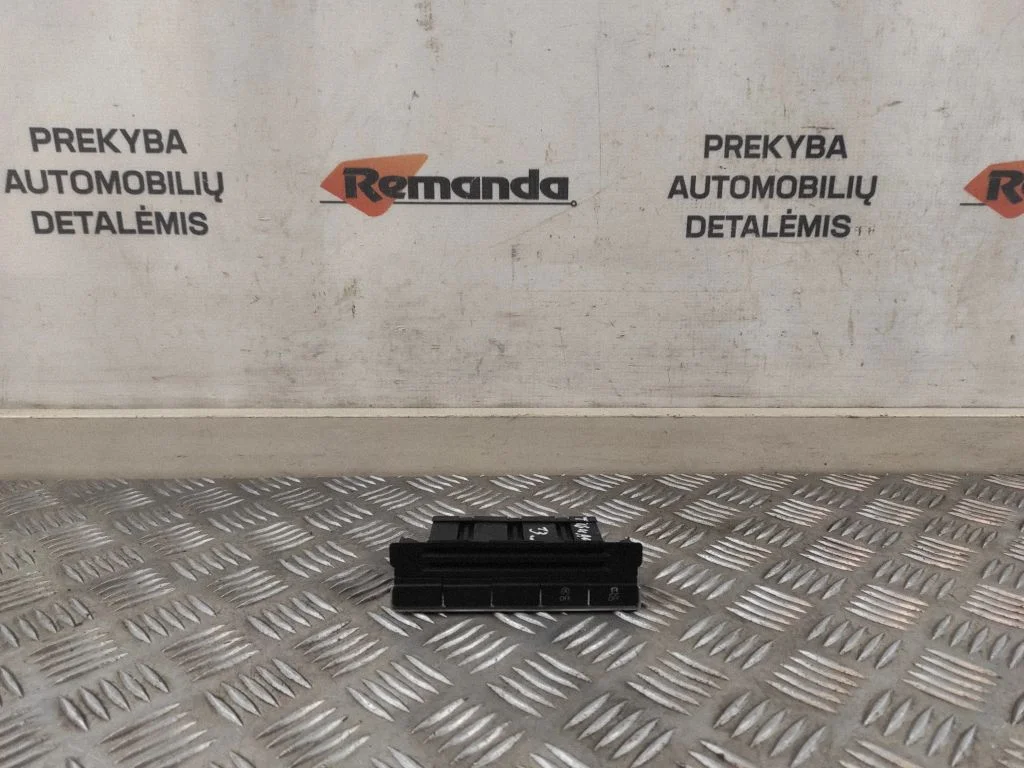 Antipraslidimo/ sukibimo (ASR) jungtukas