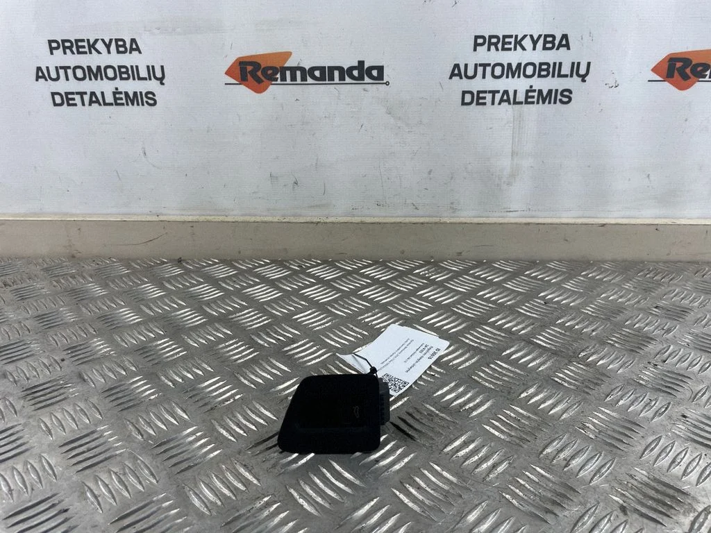 Bagažinės dangčio uždarymo jungtukas
