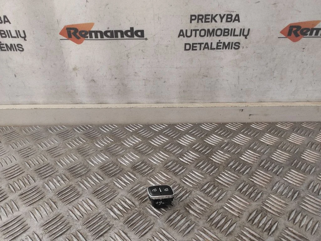 Centrinio užrakto jungtukas