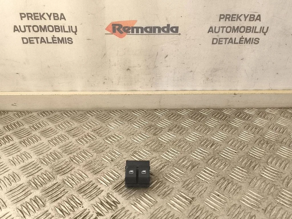Elektrinių langų jungtukas
