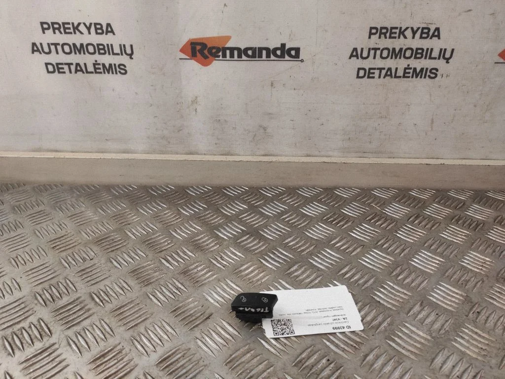 Centrinio užrakto jungtukas