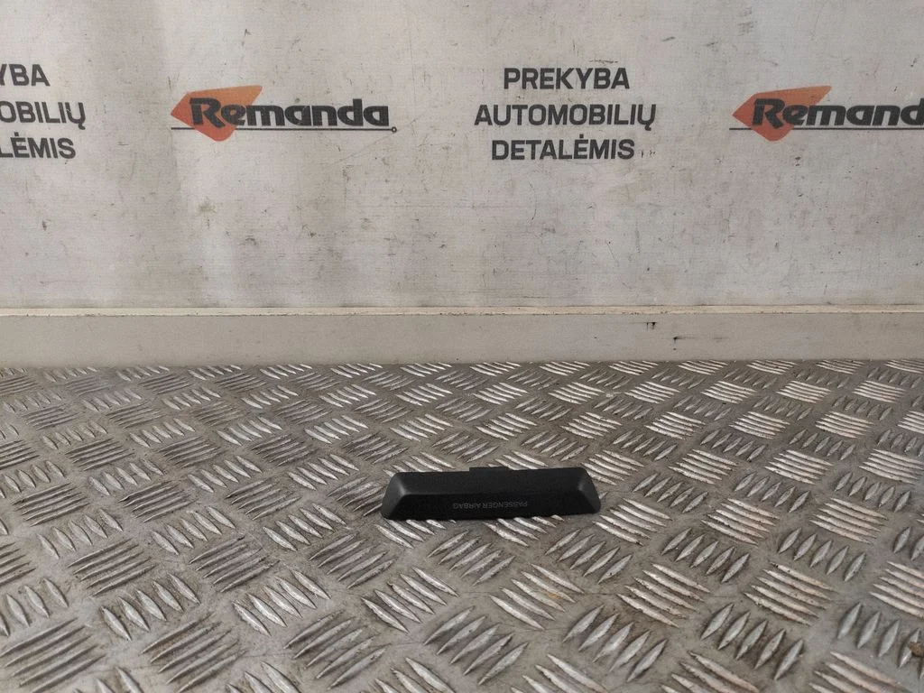 Keleivio oro pagalvės jungtukas