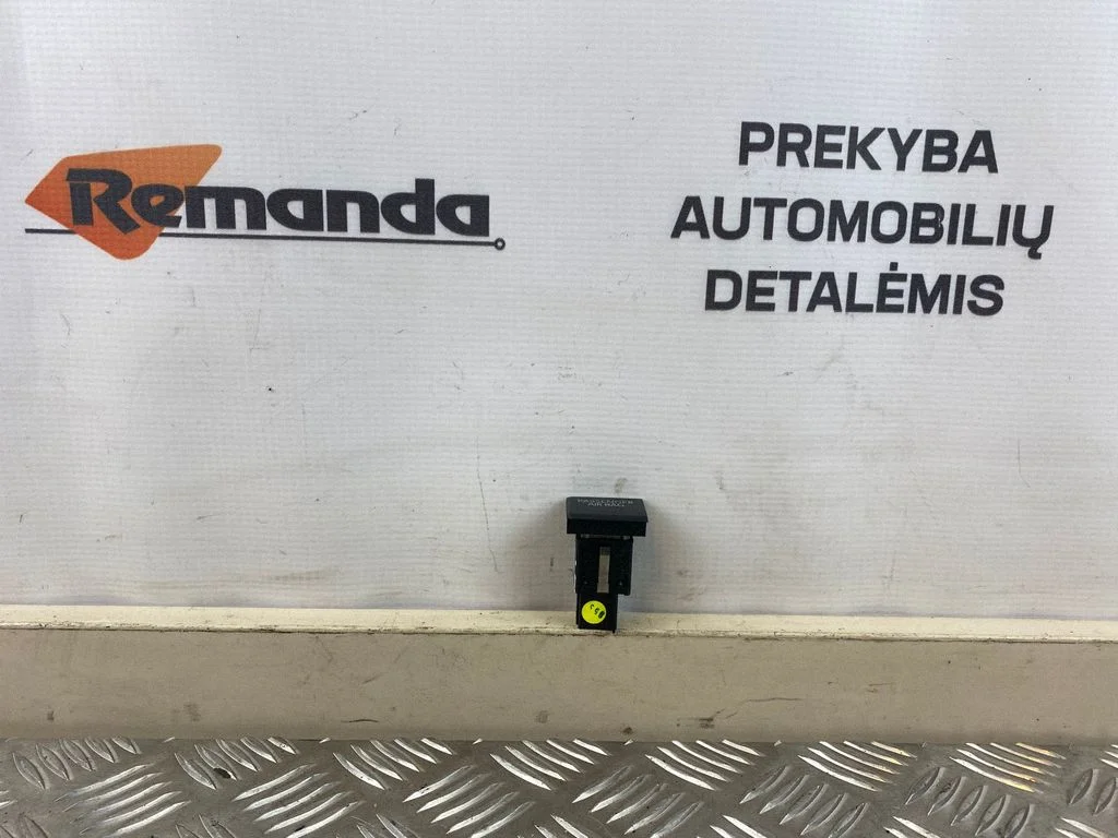 Keleivio oro pagalvės jungtukas