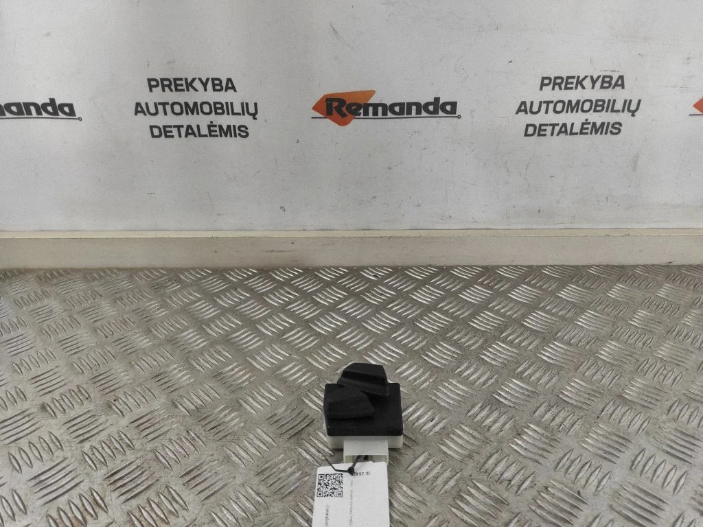 Sėdynių reguliavimo jungtukas (-ai)