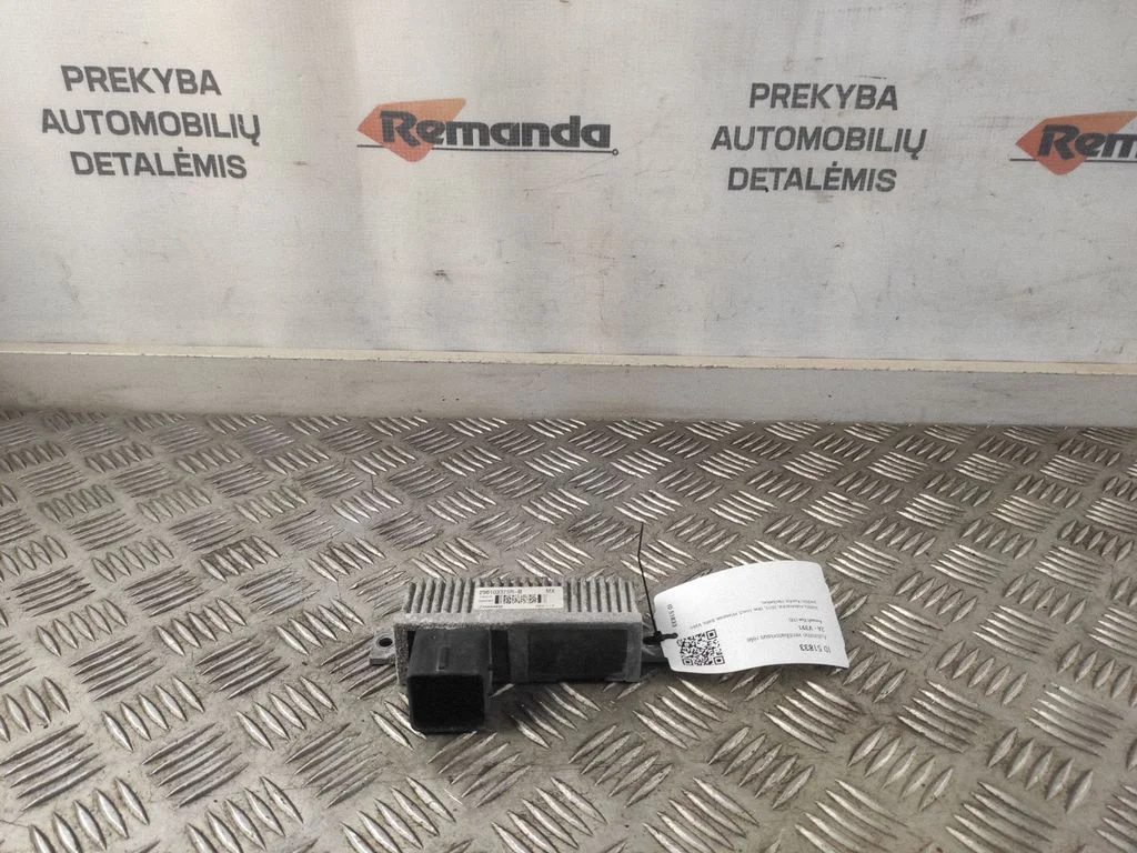 Coolant fan relay 296103375RB