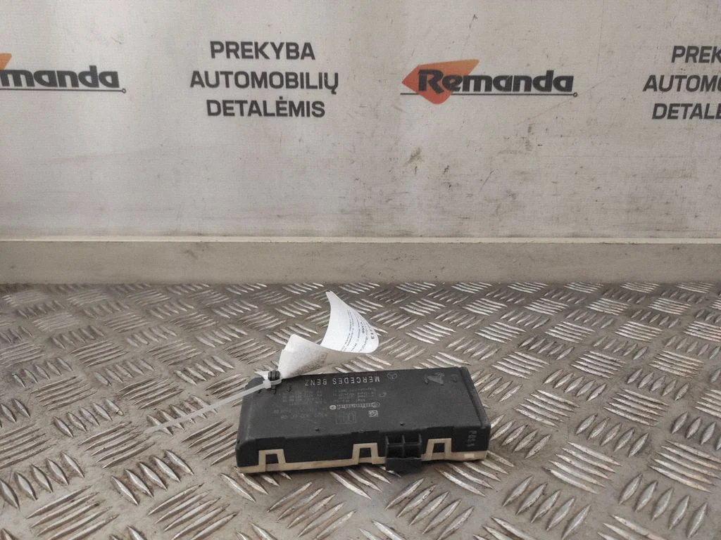 Bagažinės dangčio valdymo blokas