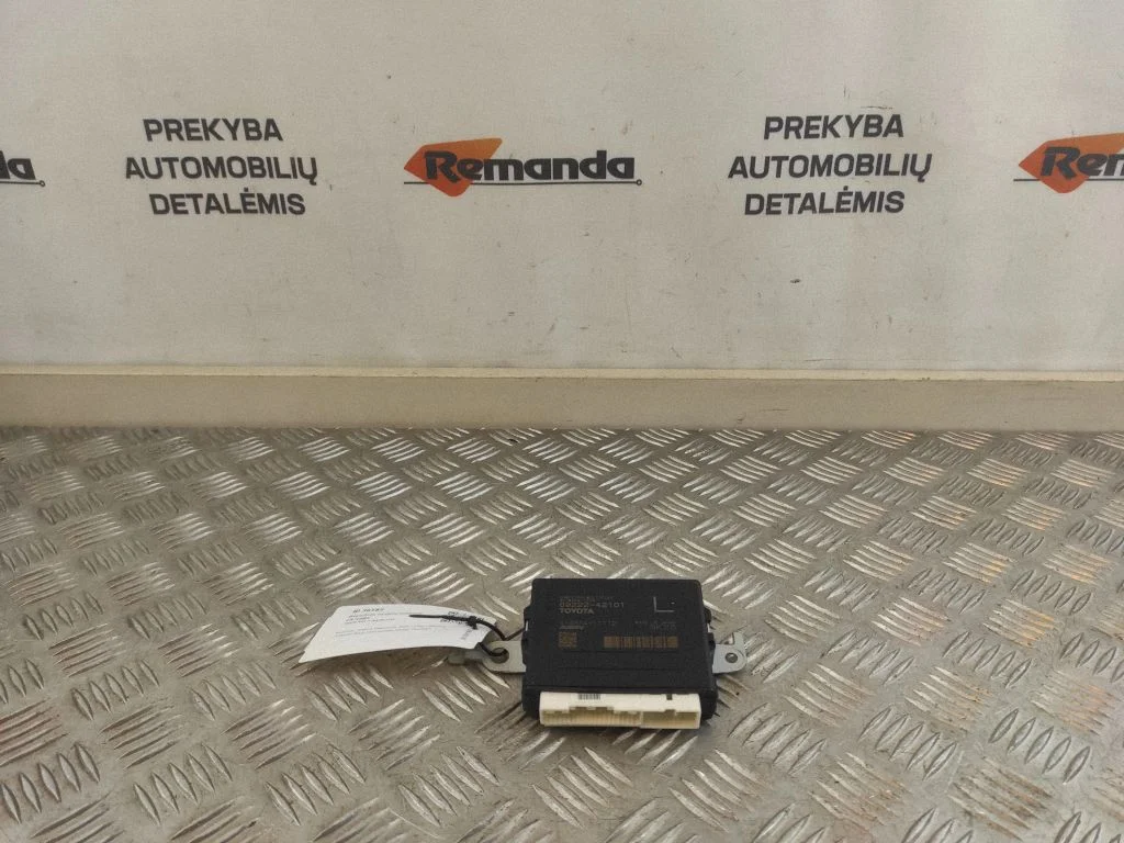 Bagažinės dangčio valdymo blokas