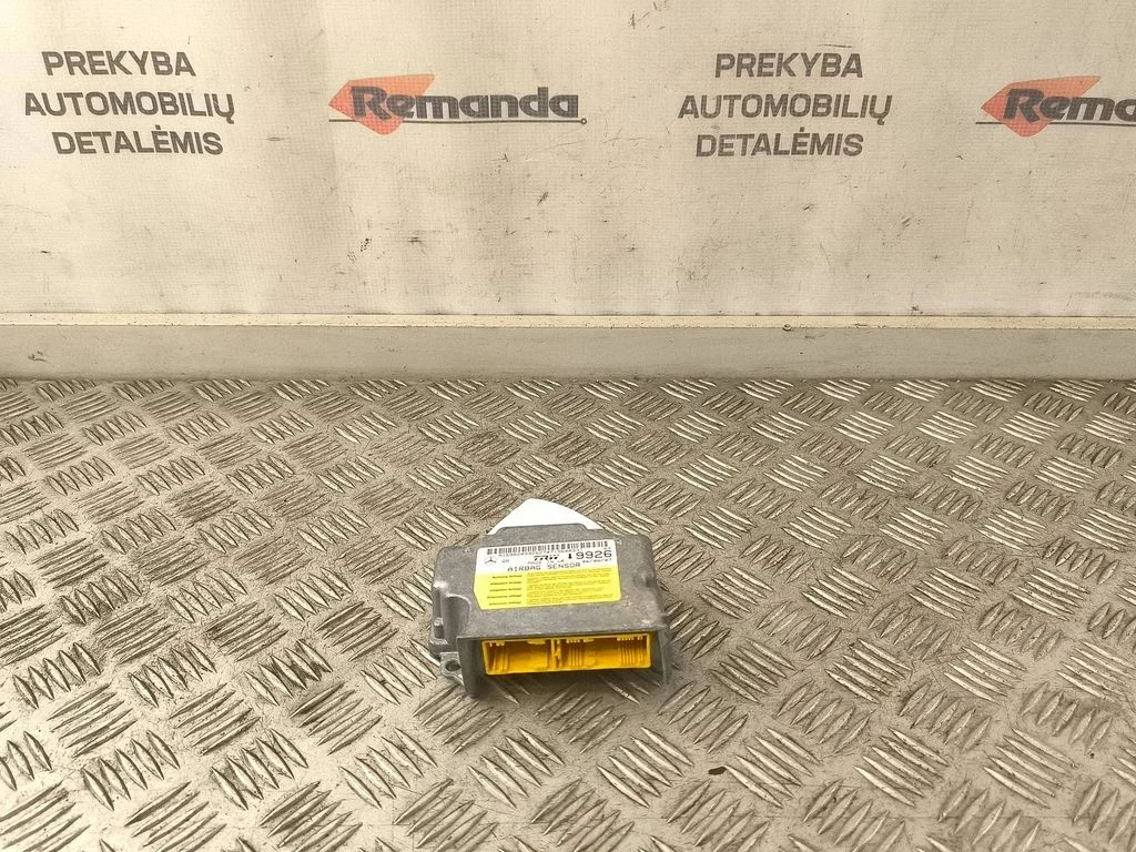 Drošības spilvenu vadības bloks A169820992