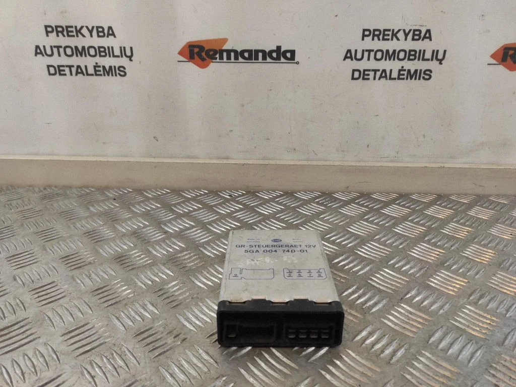 Pastovaus greičio (cruise) valdymo blokas