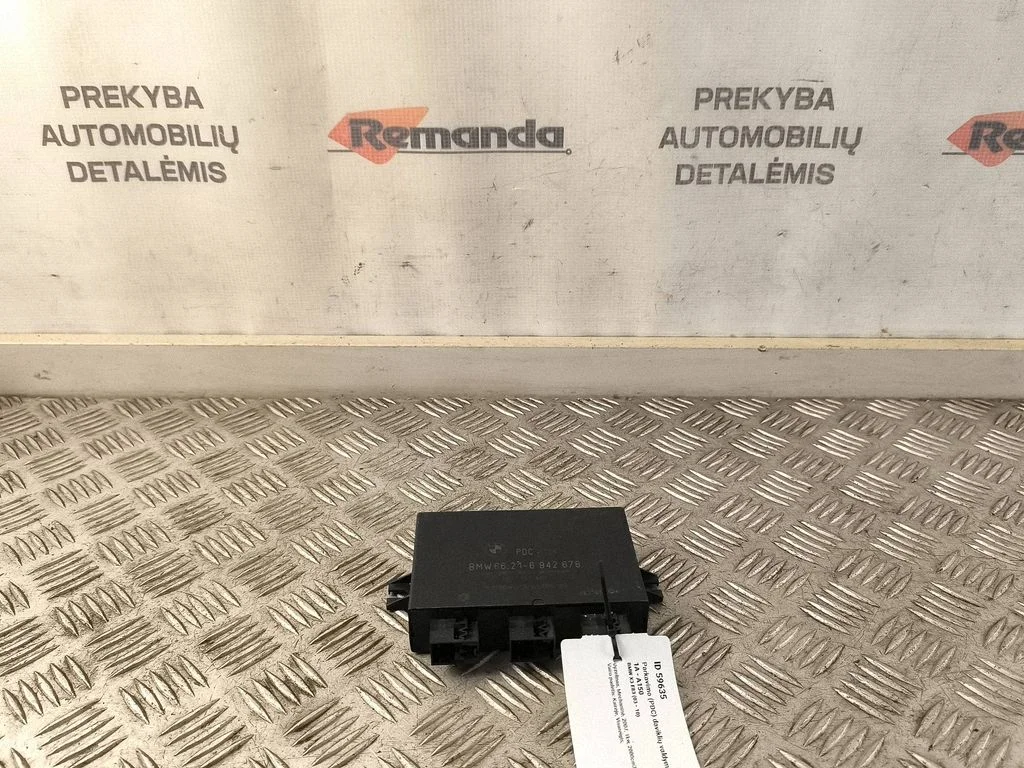 Parkavimo (PDC) daviklių valdymo blokas