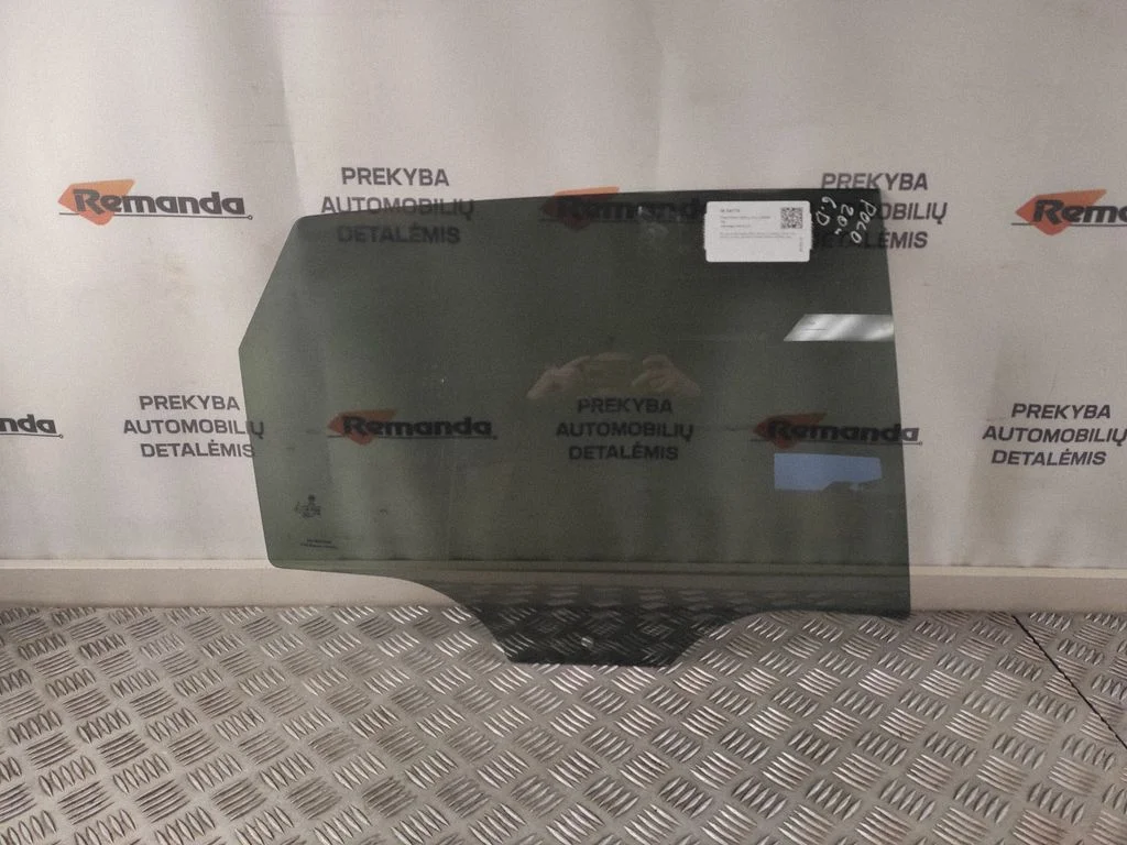 Galvenais aizmugurējo durvju stikls 2G4845026A