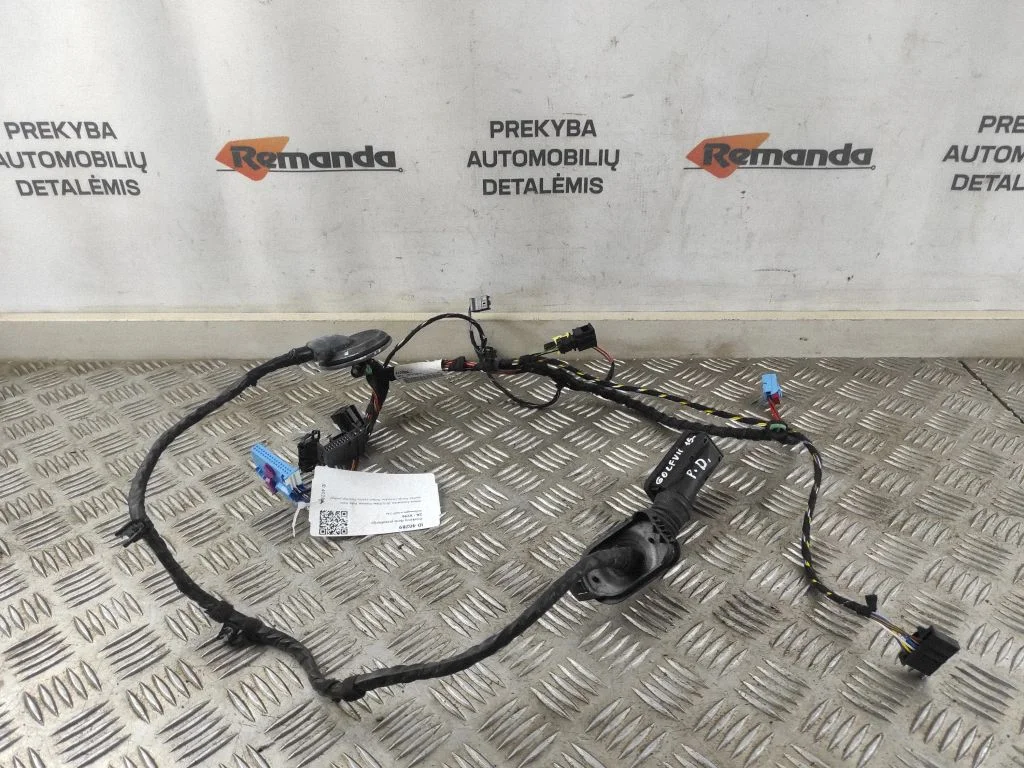Esiukse juhtmestik 5G4971162CB